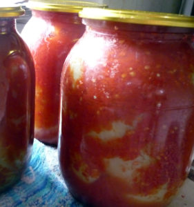 perets-konservirovanny-v-tomate-na-zimu